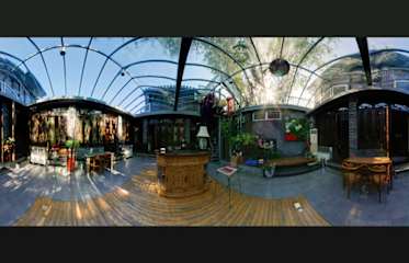 Photos of Kelly's Courtyard