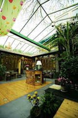 Photos of Kelly's Courtyard