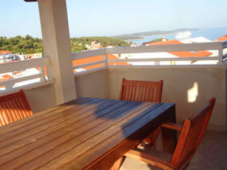 Photos of House Kokolo