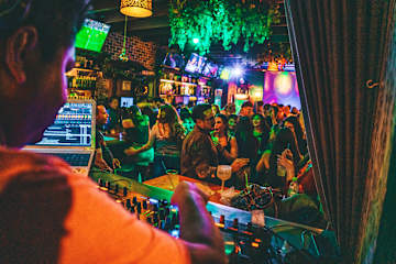 Photos of Wild Rover La Paz
