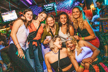 Photos of Wild Rover La Paz