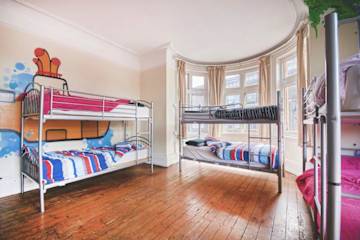 Photos of Hootananny Hostel
