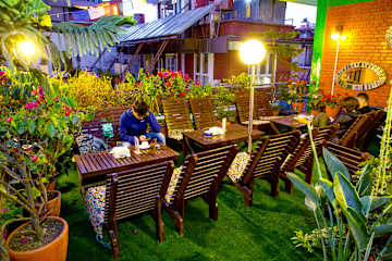 Photos of Shangrila Boutique Hotel