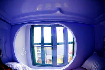 Photos of MET A Space Pod
