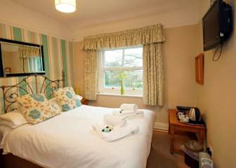 Photos of The Devonshire Arms Hotel