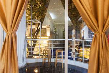 Photos of Thuc@3am - Hanoi Lotus