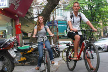Photos of Thuc@3am - Hanoi Lotus