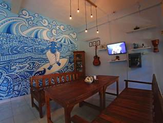 Photos of Surfers House