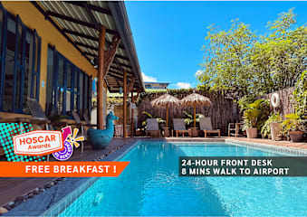 Photos of The Luna Hostel Phuket Airport