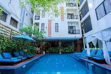 Photos of Home Chic Hotel