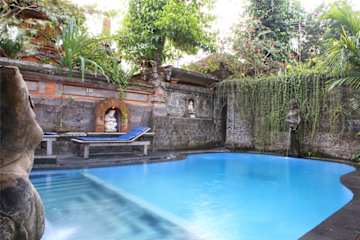Photos of Sania's House