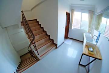 Photos of Daizy House