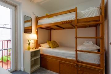 Photos of Lisbon Poets Inn