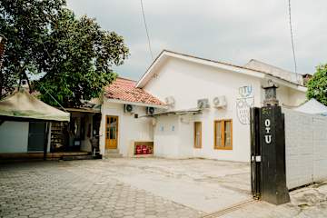 Kuvia paikasta: