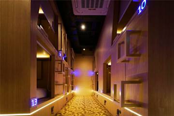 Photos of Cube - Boutique Capsule Hotel @ Kampong Glam