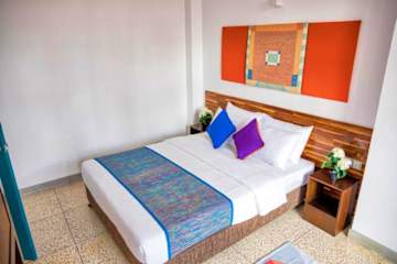 Photos of C1 Colombo Fort