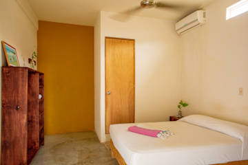 Photos of La Escondida H