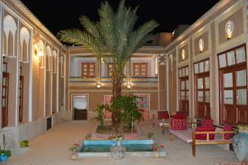 Tarooneh Traditional Hotel의 사진