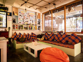 Photos of Tag Along Backpackers