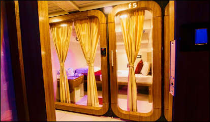 Photos of Qubestay Airport Capsule Hotel & Hostel