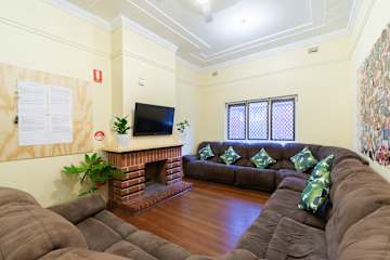 Photos of myOZexp Aberdeen Lodge