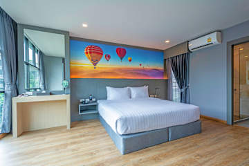 Photos of Hyde Park Hotel Bangkok