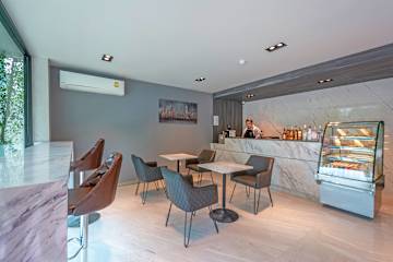 Photos of Hyde Park Hotel Bangkok