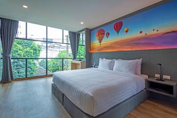Photos of Hyde Park Hotel Bangkok
