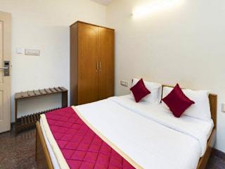 Photos of Hotel Felicity Inn EGL by Sky Stays