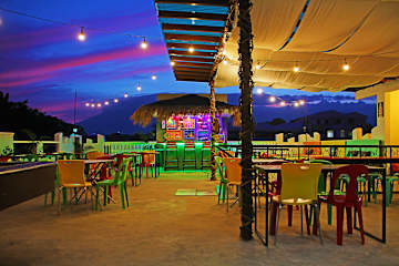 Antwet Backpackers And Rooftop Bar의 사진