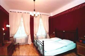 Photos of Louise 20