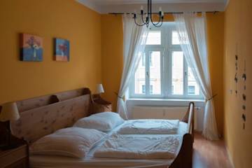 Photos of Louise 20