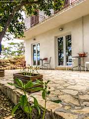 Photos of Big Yellow House Resort & Hostel