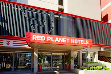 Photos of Red Planet Quezon City Timog