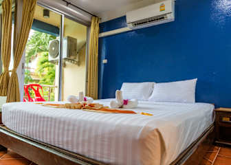 Photos of Porterhouse Beach Hotel