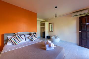 Photos of myPatong Social Hostel
