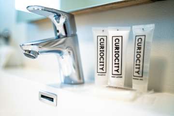 Photos of CURIOCITY Green Point