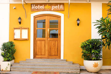 Photos of Hotel De Petit