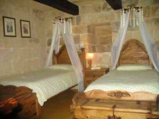 Photos of The Burrow Tarxien