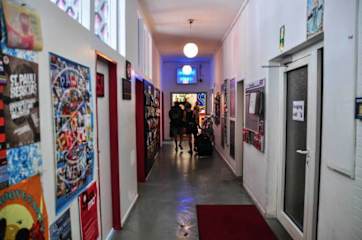 Photos of Instant Sleep Backpacker Hostel