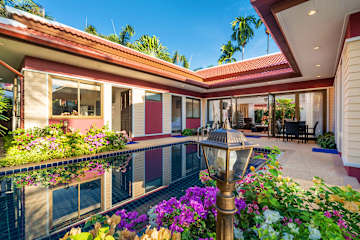 Boutique Resort Private Pool Villa Phuketの写真