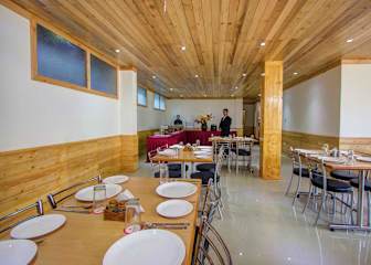 Photos of Woodstock Inn Manali