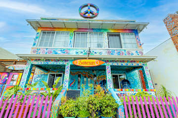 Photos of Samesun San Diego OB