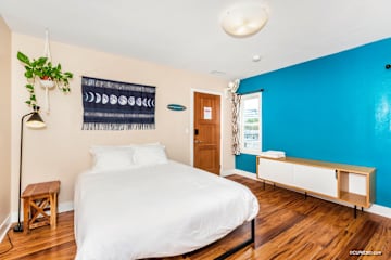 Photos of Samesun San Diego OB