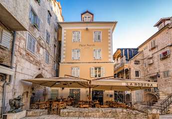 Plaza Marchi Old Town - MAG Quaint & Elegant Bouti의 사진