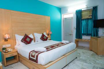 Photos of Hotel Gorbandh