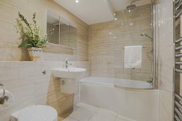 Photos of Urban Stay Oxford Gardens Apartments