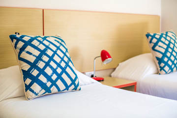 Photos of Melton Hotel