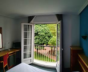 Photos of Hotel La Campana