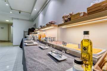 Photos of Hostal & Apartamentos Bedmates